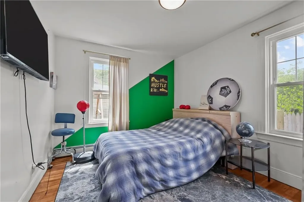 54 Delway Road East Providence RI 02914