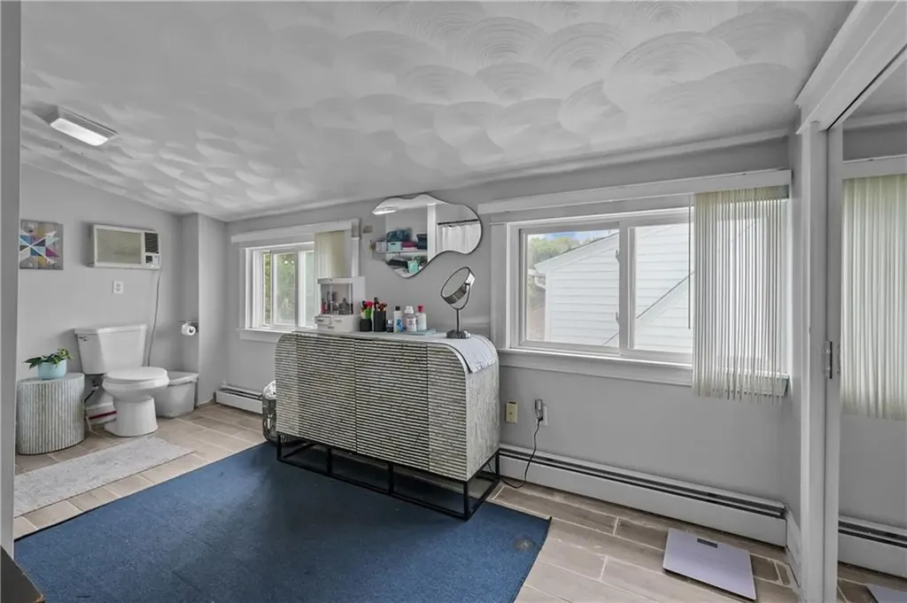 54 Delway Road East Providence RI 02914