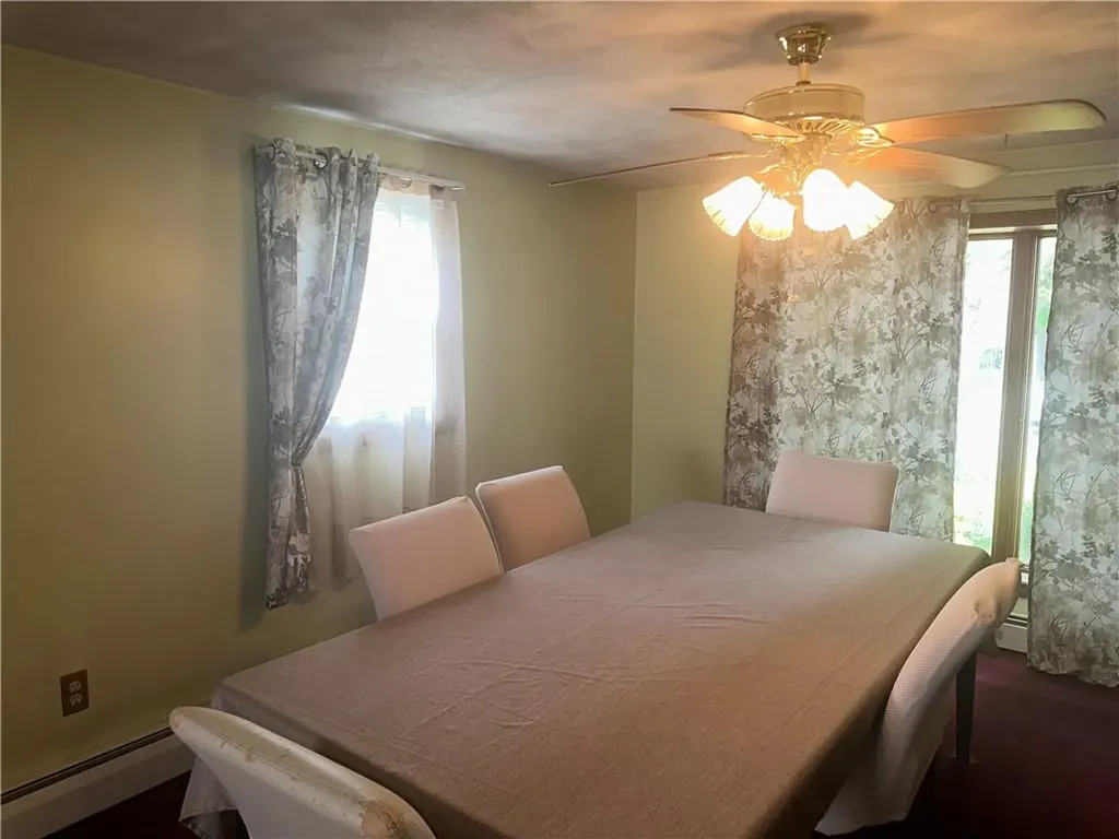 14 Chester Avenue Warwick RI 02889