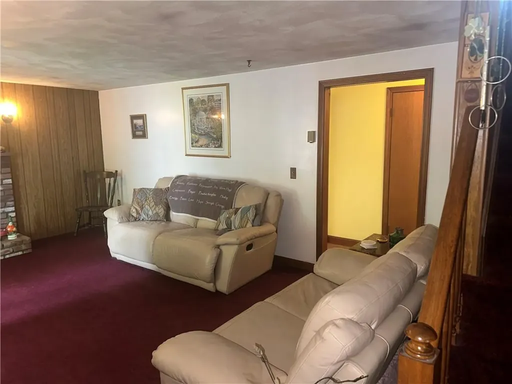 14 Chester Avenue Warwick RI 02889