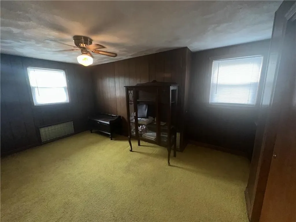 14 Chester Avenue Warwick RI 02889