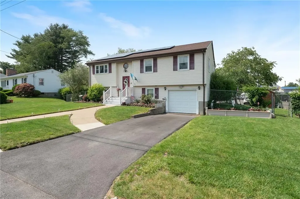 17 Cedar Drive West Warwick RI 02893