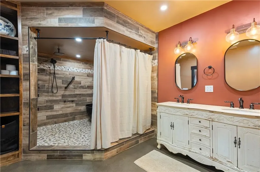 190 Perry Hill Road Coventry RI 02816