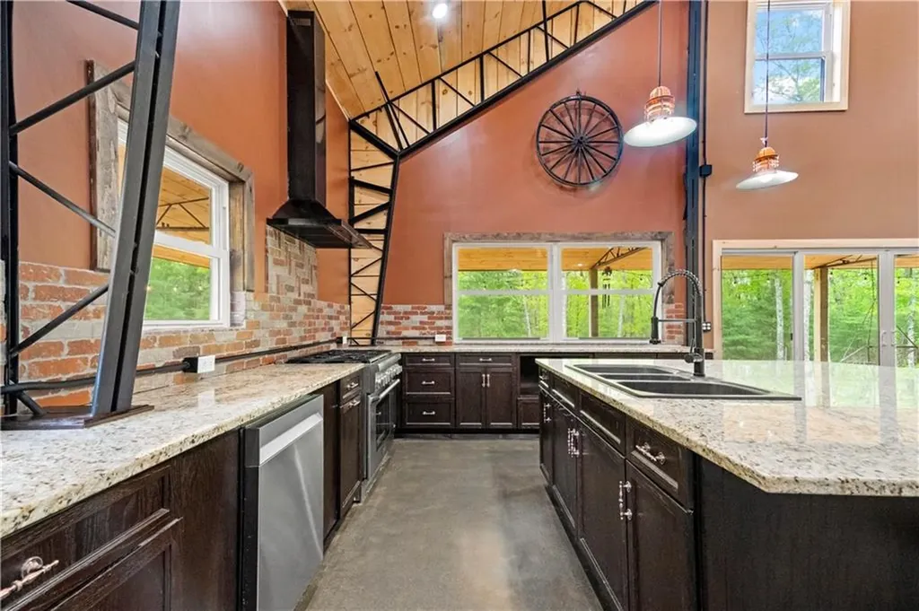 190 Perry Hill Road Coventry RI 02816