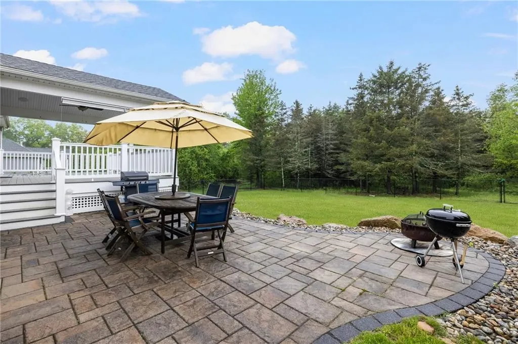 1351 Pippin Orchard Road Cranston RI 02921
