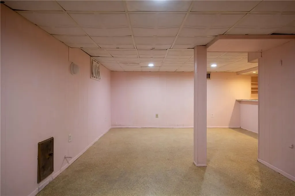 134 Arnold Avenue Cranston RI 02905