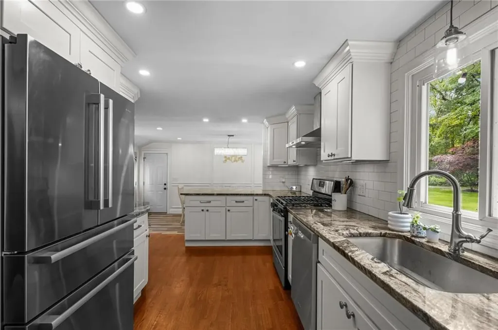 10 Bigelow Road Johnston RI 02919