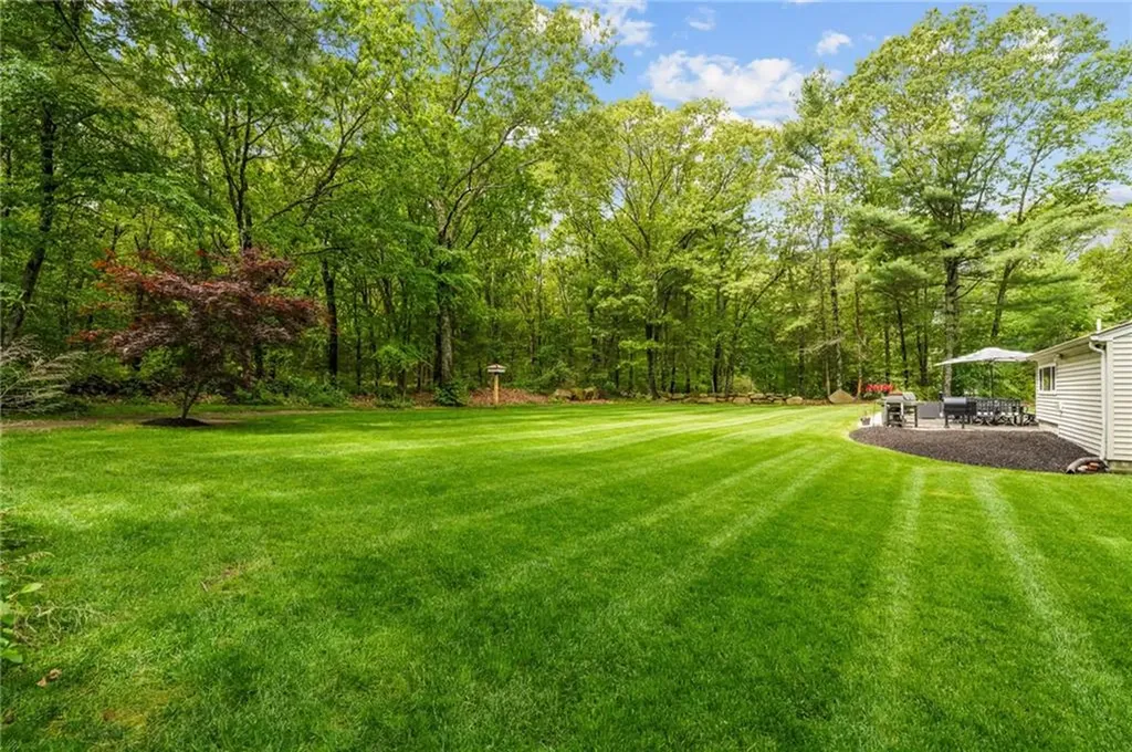10 Bigelow Road Johnston RI 02919