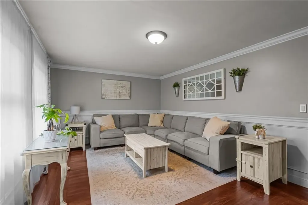 10 Bigelow Road Johnston RI 02919