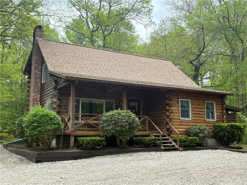 85 Plainfield Pike Foster RI 02825