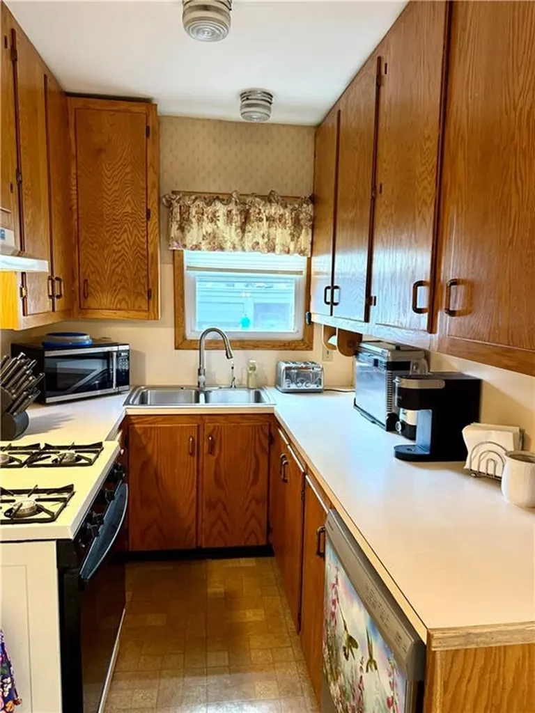 232 234 Sterry Street Pawtucket RI 02860