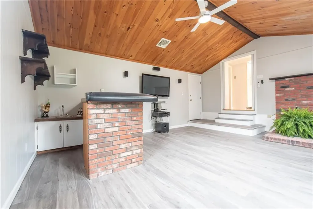 36 Loomis Street Cranston RI 02920