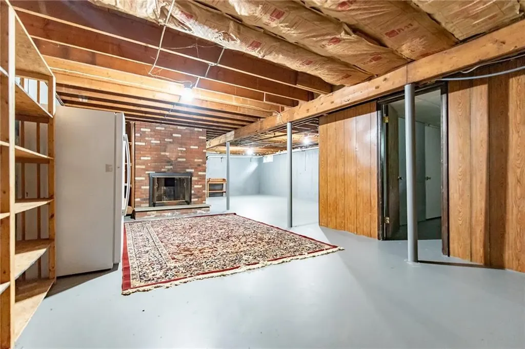 36 Loomis Street Cranston RI 02920