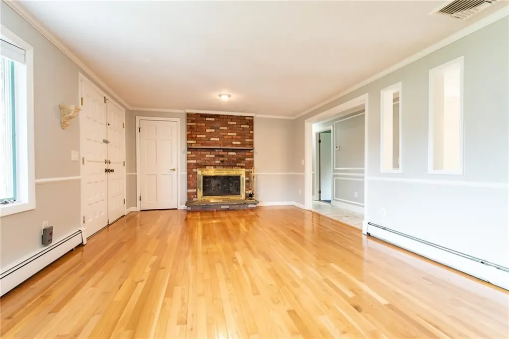 36 Loomis Street Cranston RI 02920