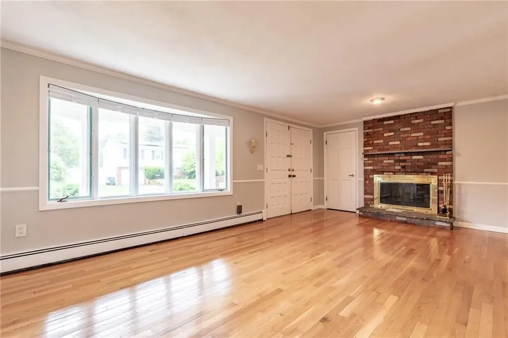 36 Loomis Street Cranston RI 02920