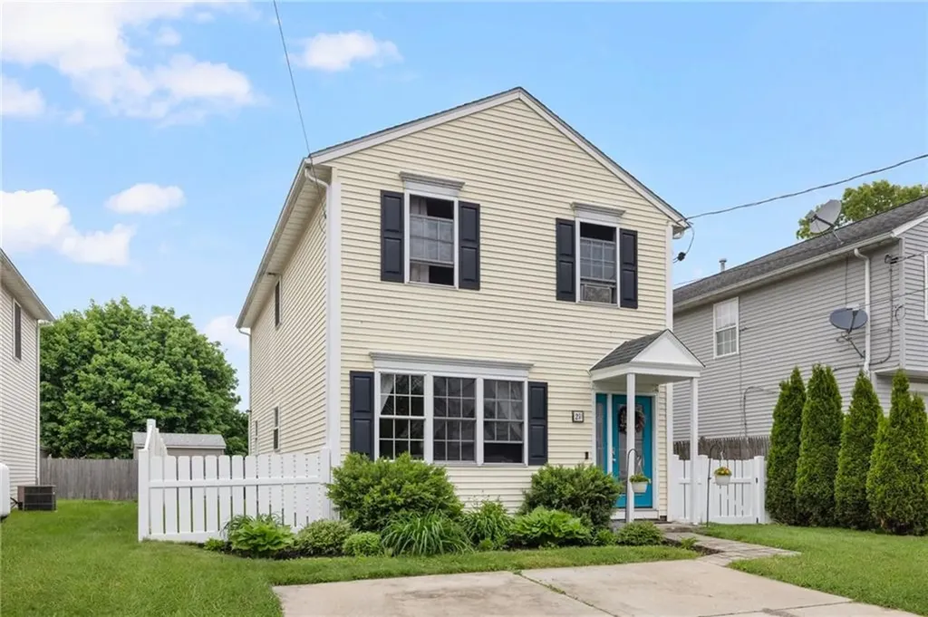 21 Marques Street Cumberland RI 02864