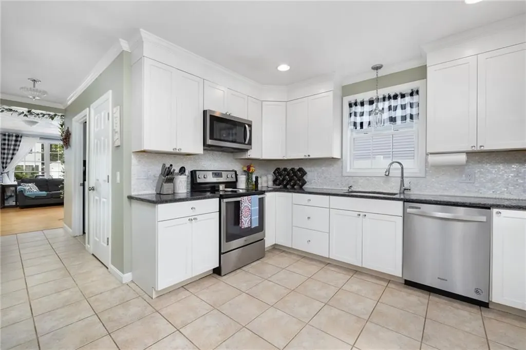 21 Marques Street Cumberland RI 02864