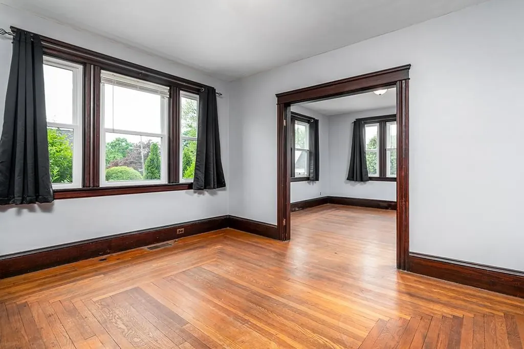 52 Chambly Avenue Warwick RI 02888