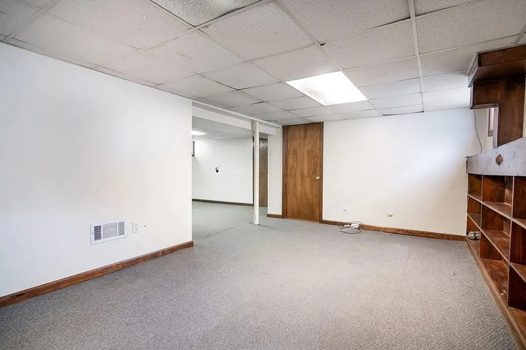 52 Chambly Avenue Warwick RI 02888