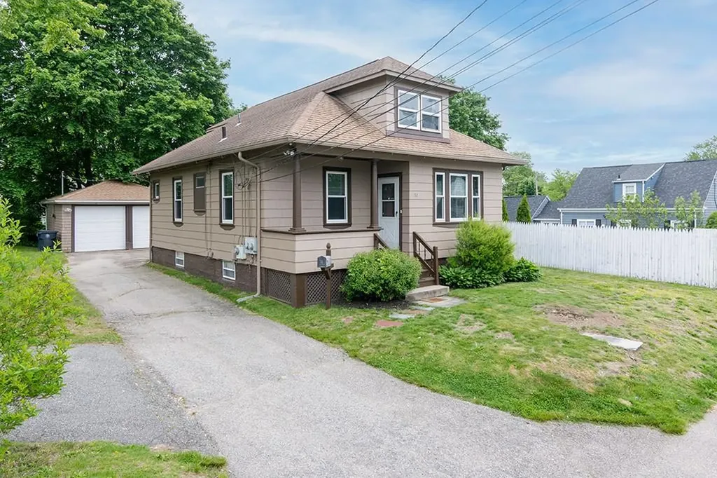 52 Chambly Avenue Warwick RI 02888