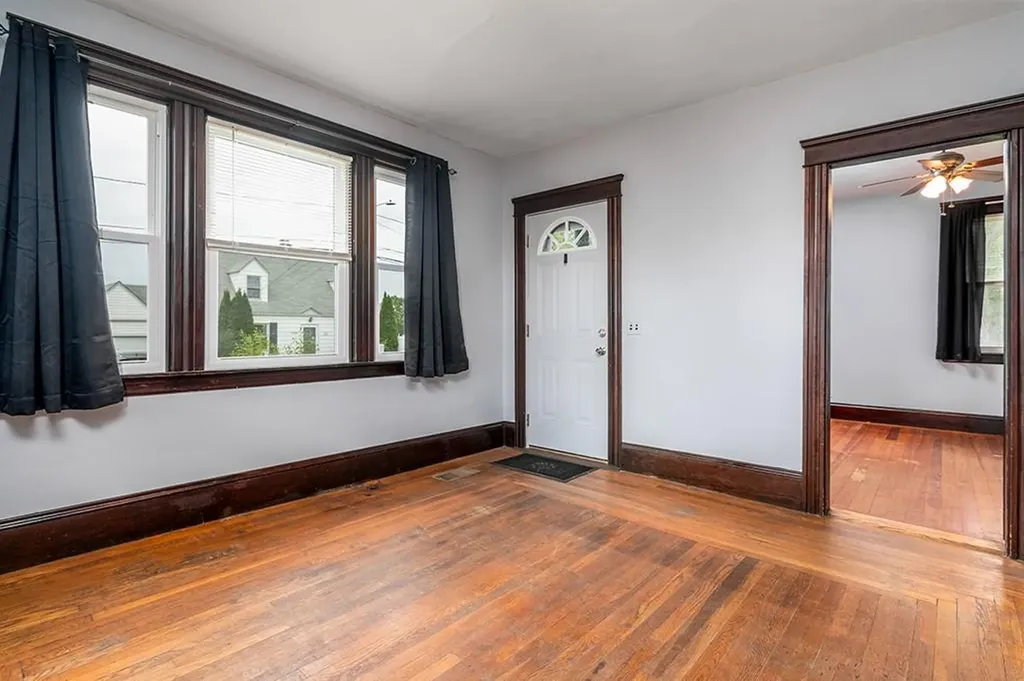 52 Chambly Avenue Warwick RI 02888