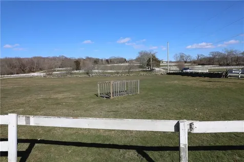 3624 Main Road Tiverton RI 02878