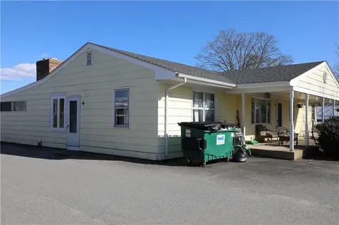 3624 Main Road Tiverton RI 02878