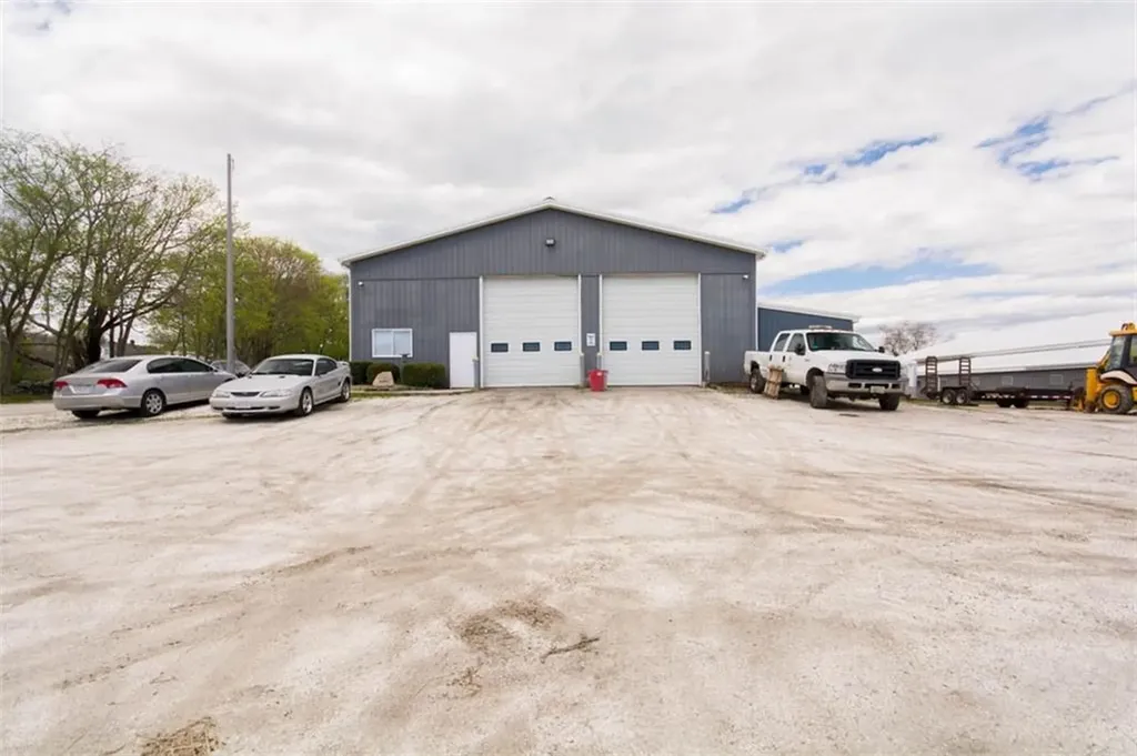 3622 Main Road Tiverton RI 02878