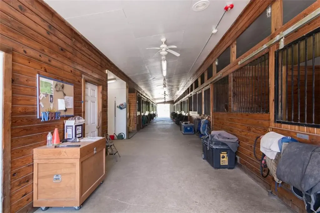 3622 Main Road Tiverton RI 02878