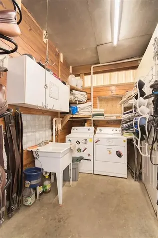 3622 Main Road Tiverton RI 02878