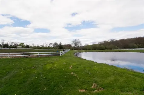 3622 Main Road Tiverton RI 02878