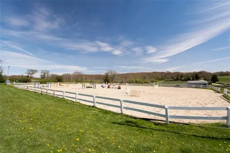 3622 Main Road Tiverton RI 02878