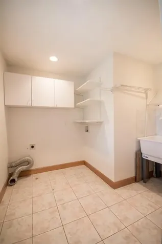 3622 Main Road Tiverton RI 02878