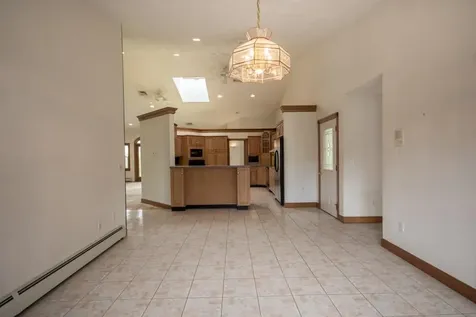 3622 Main Road Tiverton RI 02878