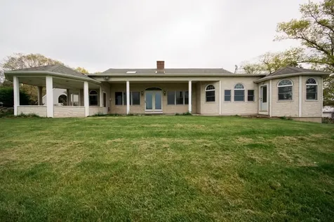 3622 Main Road Tiverton RI 02878