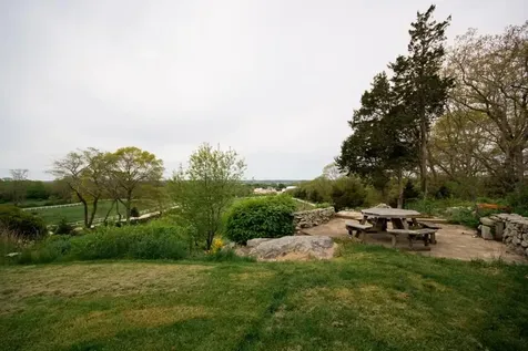 3622 Main Road Tiverton RI 02878