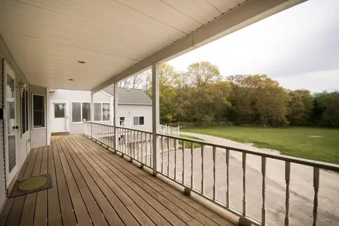 3622 Main Road Tiverton RI 02878