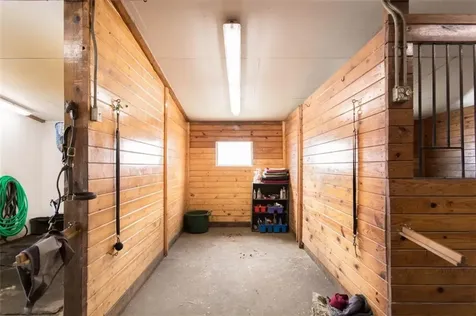 3622 Main Road Tiverton RI 02878