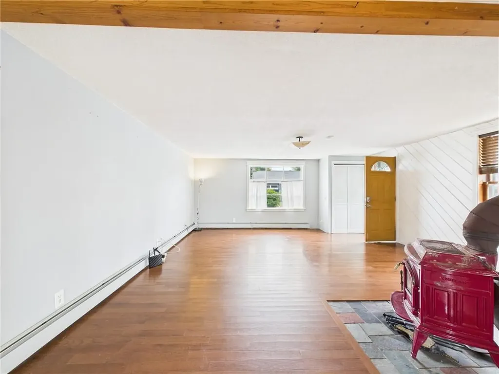 61 Blanding Avenue Barrington RI 02806