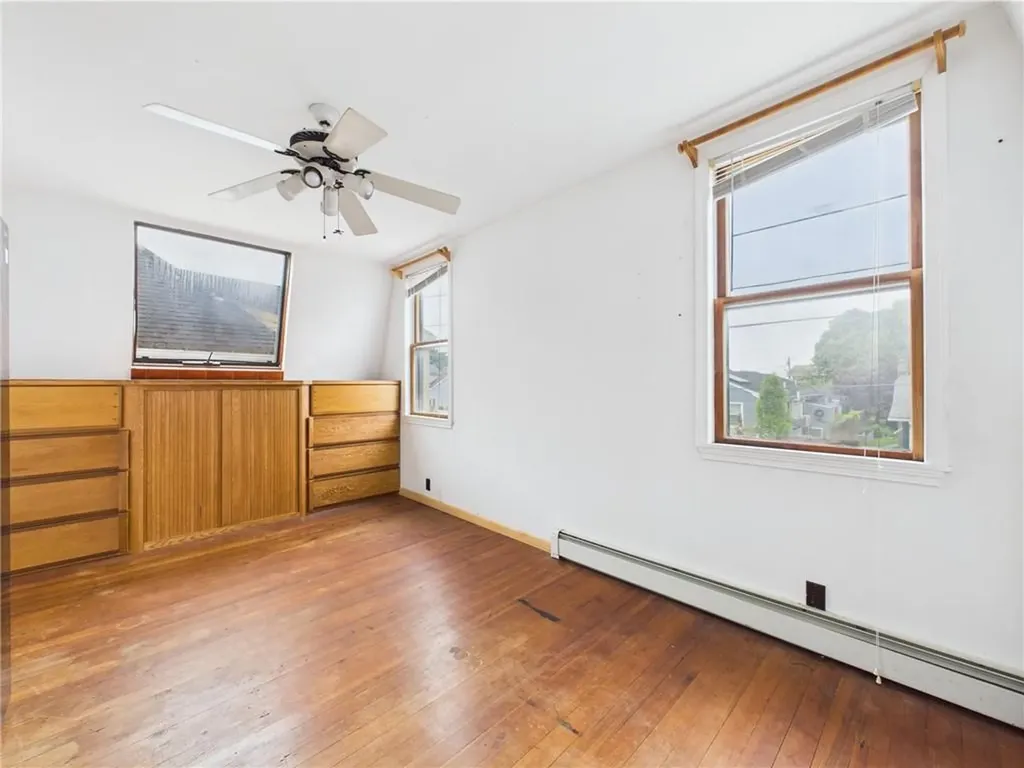 61 Blanding Avenue Barrington RI 02806