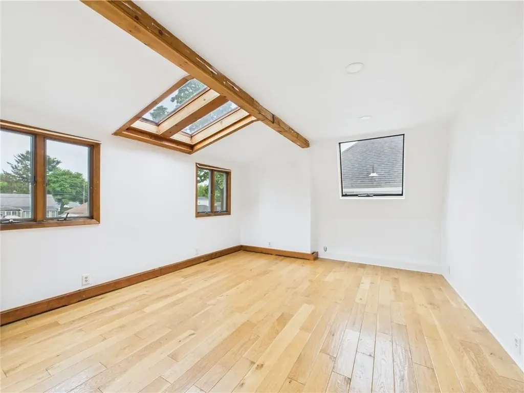 61 Blanding Avenue Barrington RI 02806