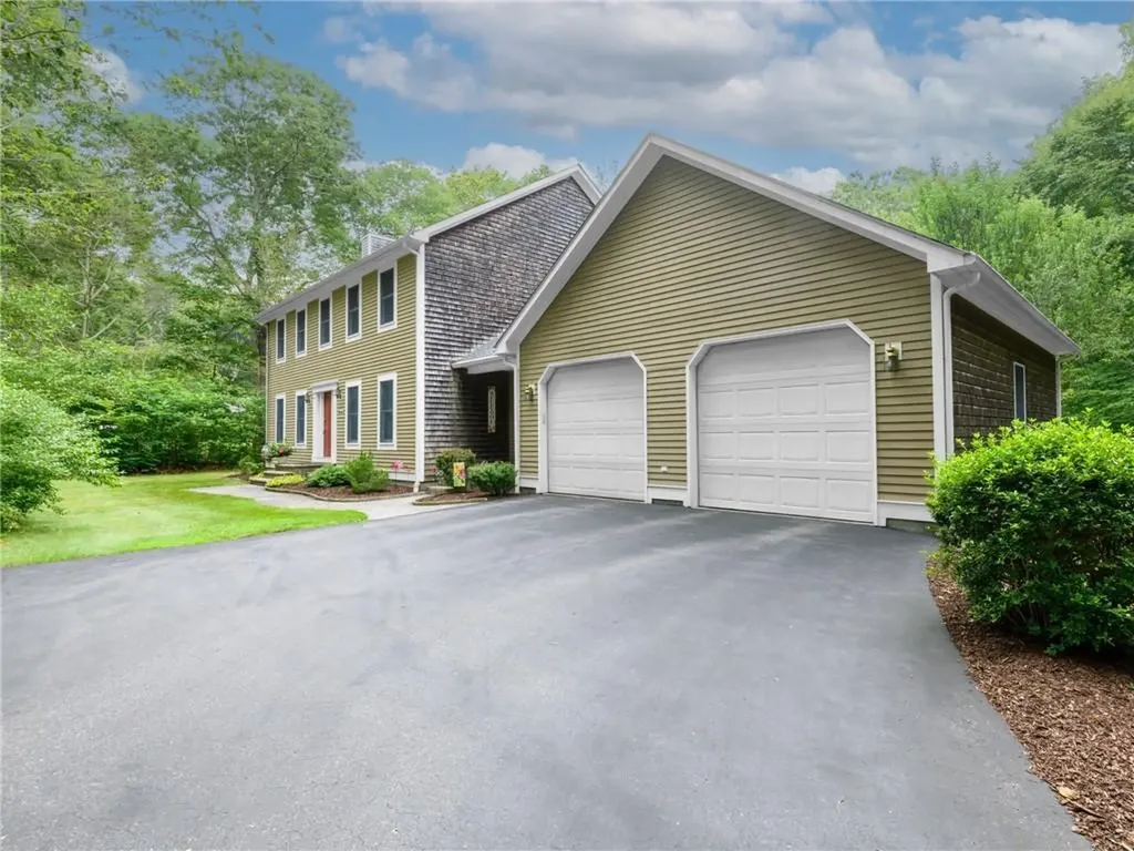 154 Beechwood Hill Trail Exeter RI 02822
