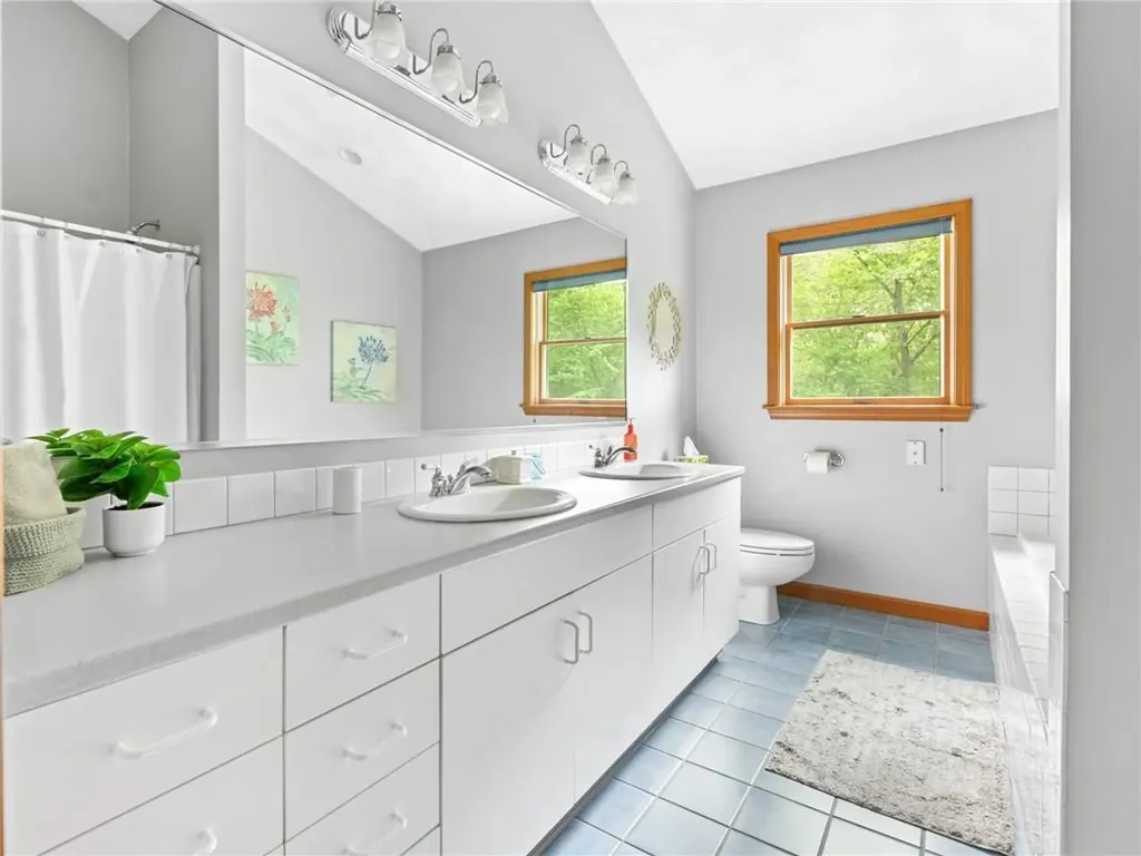 154 Beechwood Hill Trail Exeter RI 02822