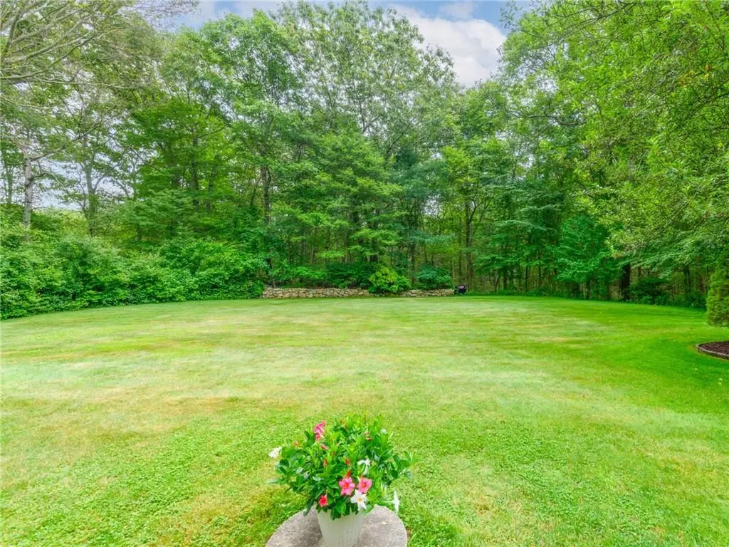 154 Beechwood Hill Trail Exeter RI 02822