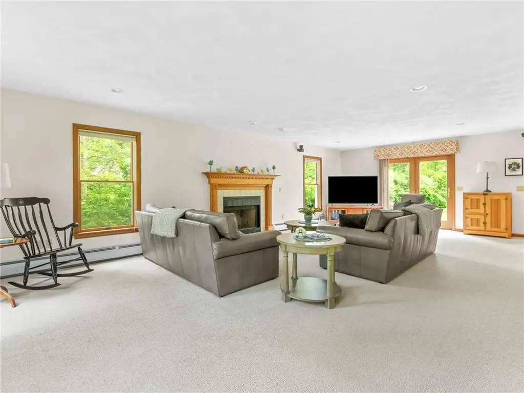 154 Beechwood Hill Trail Exeter RI 02822