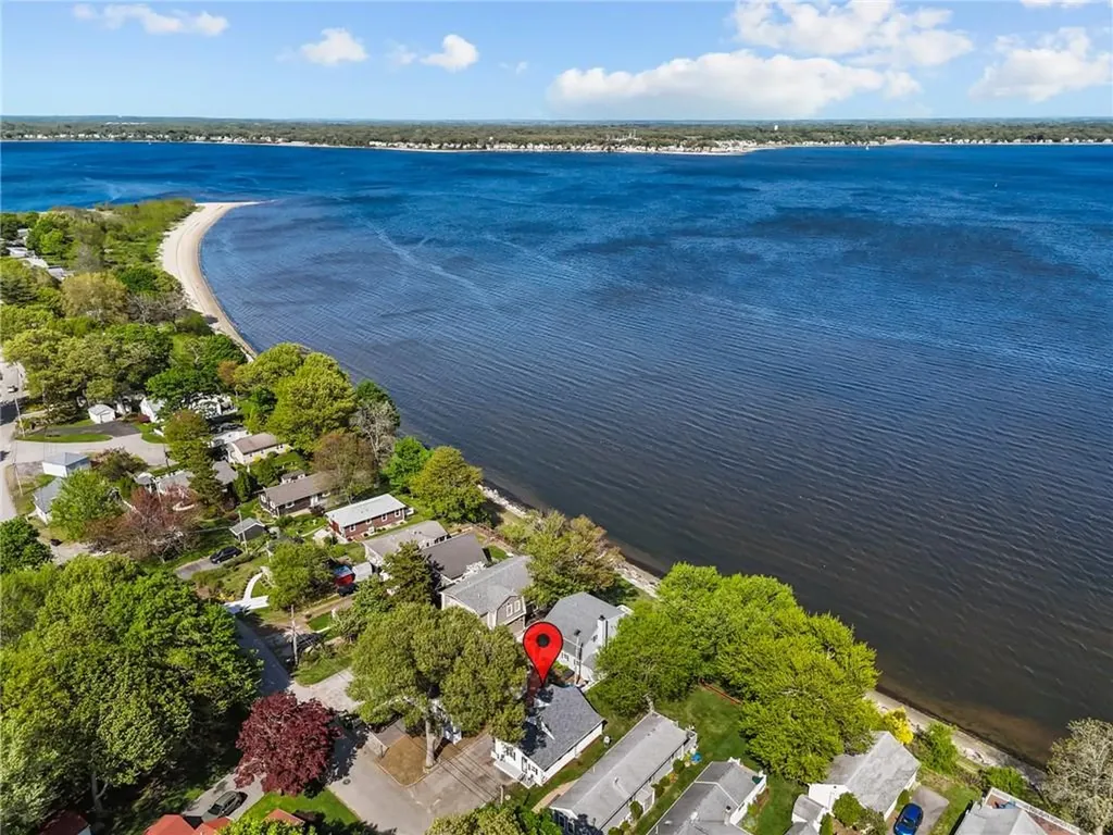 109 Namquid Drive Warwick RI 02888