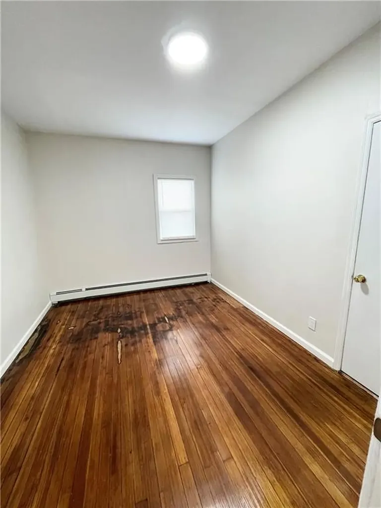 1085 Broad Street Providence RI 02905