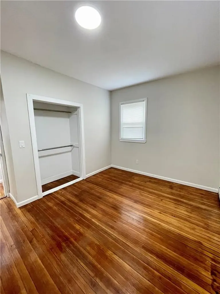 1085 Broad Street Providence RI 02905