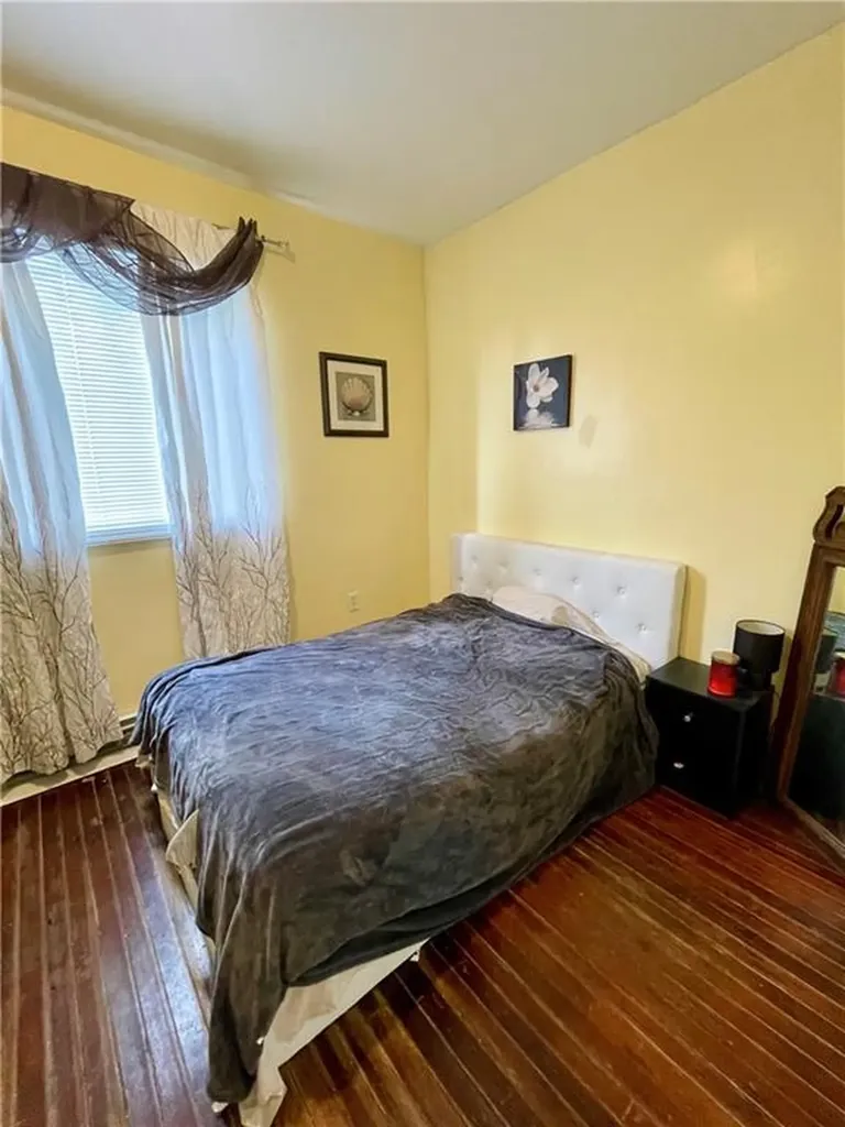 1085 Broad Street Providence RI 02905