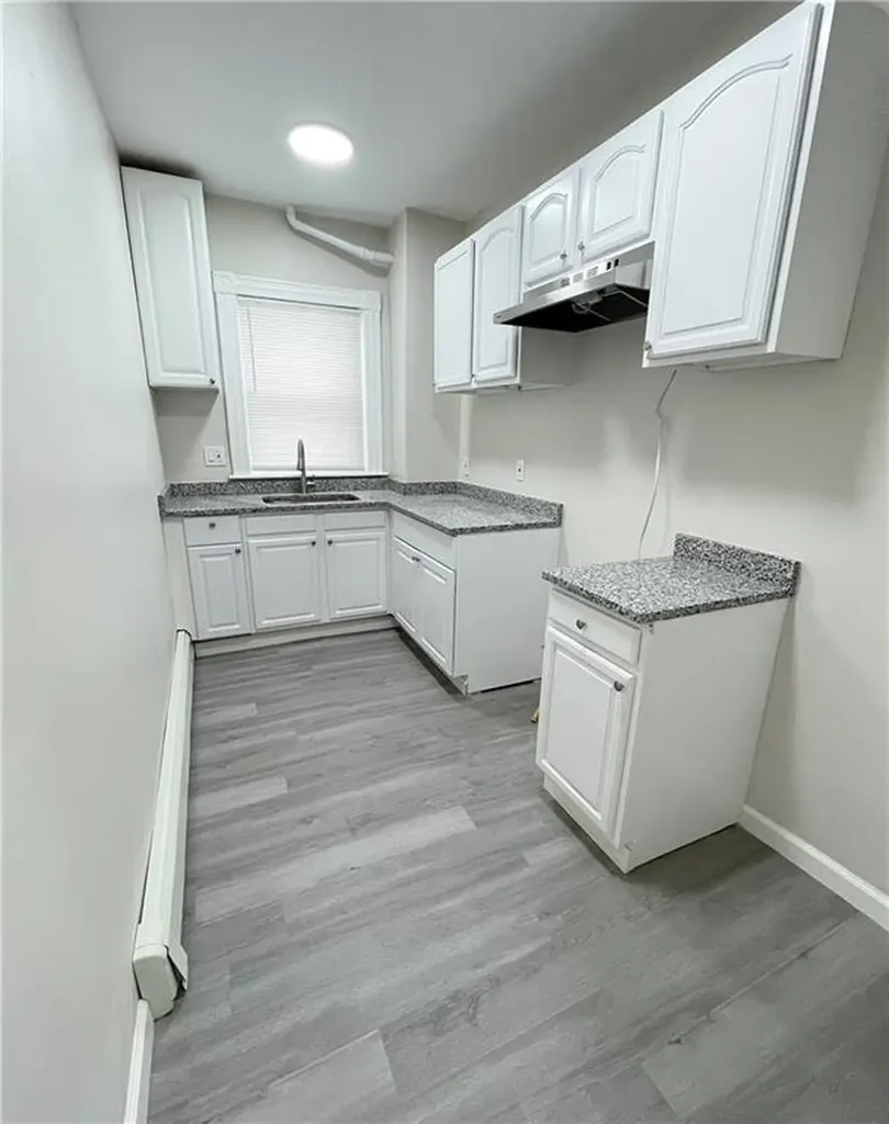 1085 Broad Street Providence RI 02905